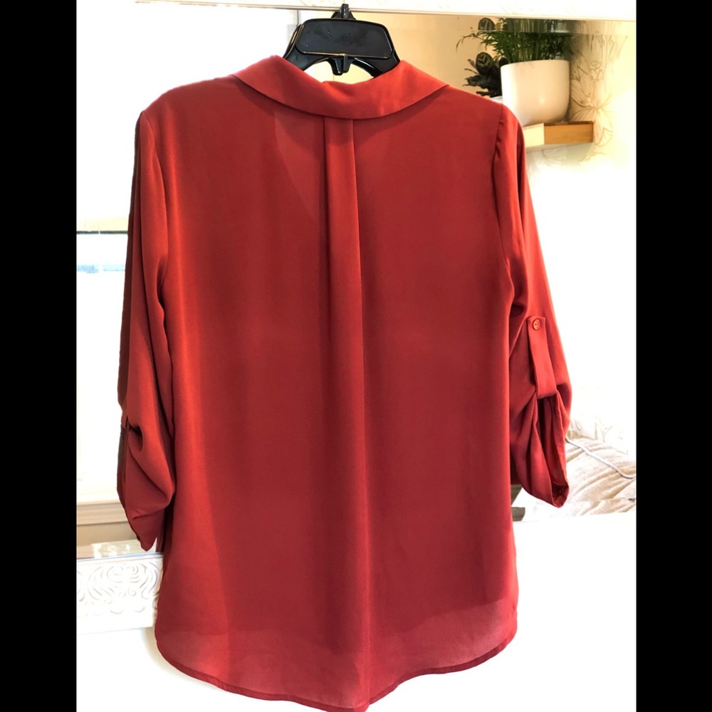 Lush Blouse - Picture 4 of 4